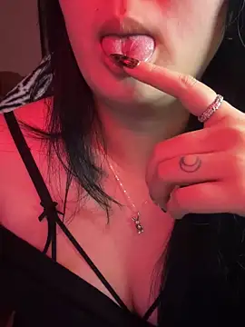 HaleyKin online show from 15, 3, 2026