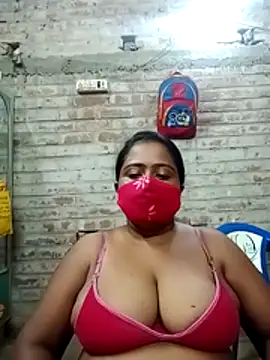 Snapshot of Puja_9999 chatting on 16, 7, 2026 Puja 9999 online show from 16, 7, 2026