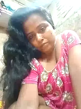 Snapshot of Puja_9999 chatting on 20, 7, 2026 Puja 9999 online show from 20, 7, 2026