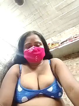 Snapshot of Puja_9999 chatting on 10, 7, 2026 Puja 9999 online show from 10, 7, 2026