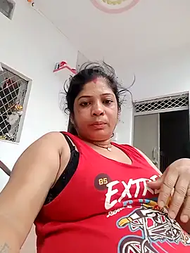 Snapshot of Horney_Bhabhi chatting on 17, 5, 2026 Horney Bhabhi online show from 17, 5, 2026