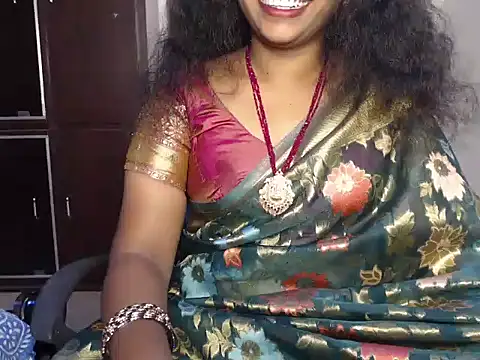 VixenNandhu online show from 17, 4, 2026