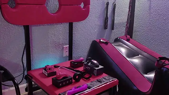 bellaskeykeeper online show from 22, 2, 2026