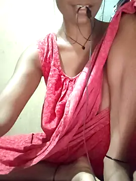 Snapshot of Sweet-runi chatting on 6, 6, 2026 Sweet-runi online show from 6, 6, 2026