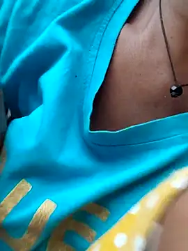 Snapshot of Sweet-runi chatting on 26, 6, 2026 Sweet-runi online show from 26, 6, 2026
