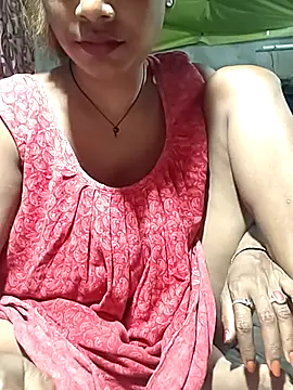 Snapshot of Sweet-runi chatting on 2, 7, 2026 Sweet-runi online show from 2, 7, 2026