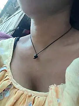 Sweet-runi online show from 21, 4, 2026