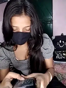 Naina-hott online show from 27, 2, 2026