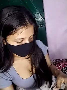 Naina-hott online show from 11, 4, 2026