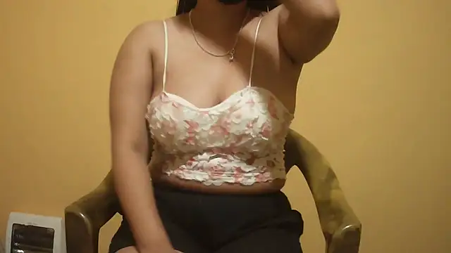 PRENCY CUTE online show from 5, 4, 2026