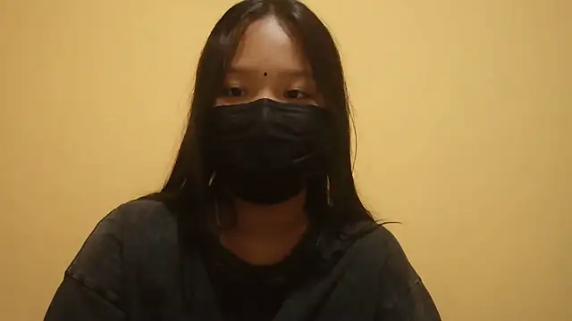 PRENCY CUTE online show from 4, 4, 2026