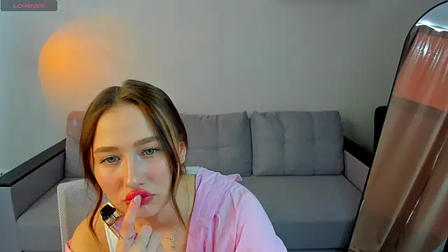 Snapshot of _Kiki_angel_ chatting on 2, 6, 2026 Kiki angel online show from 2, 6, 2026