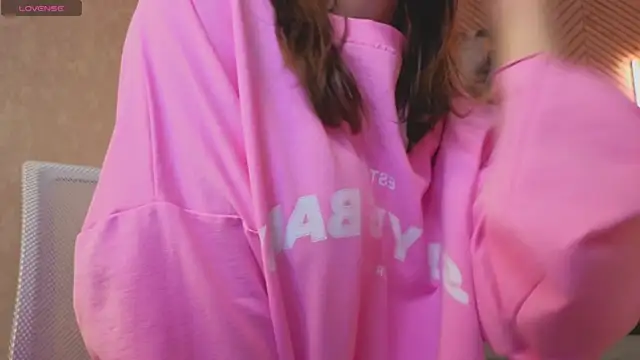  Kiki angel  online show from 10, 4, 2026