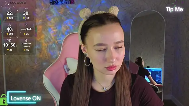  Kiki angel  online show from 13, 3, 2026