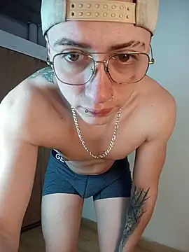 Emmanuel Lust online show from 19, 2, 2026