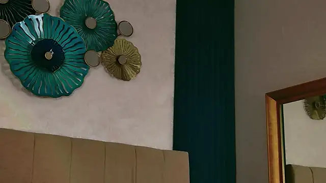 Beckie White online show from 16, 3, 2026