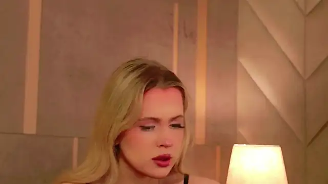 Beckie White online show from 21, 3, 2026