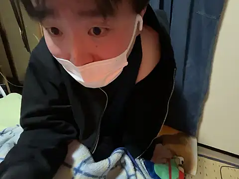 Snapshot of shizuku-kun211 chatting on 10, 3, 2026 shizuku-kun211 online show from 10, 3, 2026