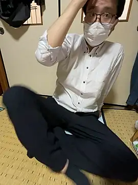 shizuku-kun211 online show from 13, 5, 2026