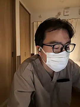 shizuku-kun211 online show from 1, 6, 2026