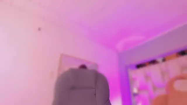 AishaKassandra online show from 13, 4, 2026