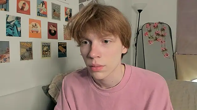 Snapshot of CalmFever chatting on 13, 3, 2026 CalmFever online show from 13, 3, 2026