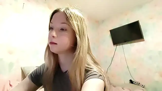 TiaBIanks online show from 7, 3, 2026