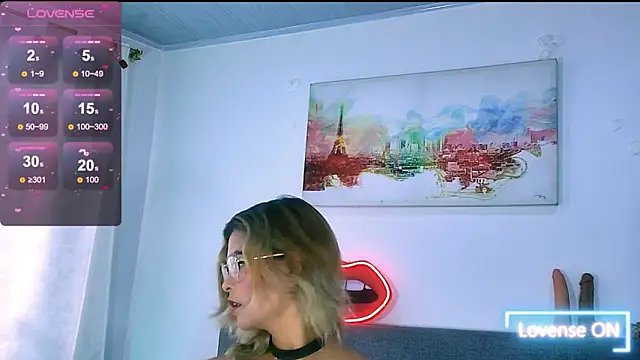 Sharlott 3 online show from 13, 4, 2026