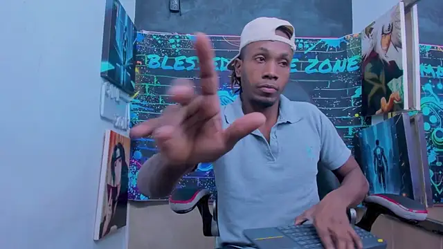 Jeanpieroo26 online show from 12, 2, 2026