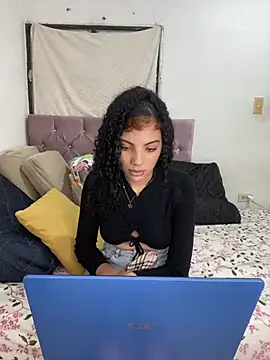 Britney  Latina online show from 4, 3, 2026