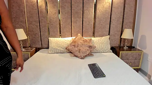 AprilMonroe online show from 15, 2, 2026