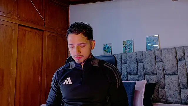 NICK MOSS  online show from 3, 3, 2026