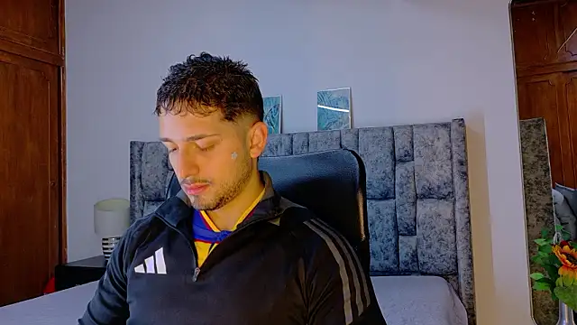 NICK MOSS  online show from 4, 3, 2026