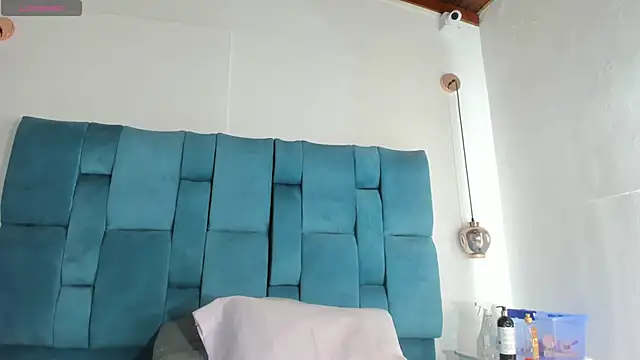 venezolana  caro online show from 19, 5, 2026