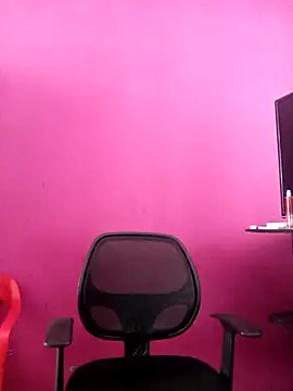 Snapshot of Queen_Sofia10 chatting on 16, 3, 2026 Queen Sofia10 online show from 16, 3, 2026