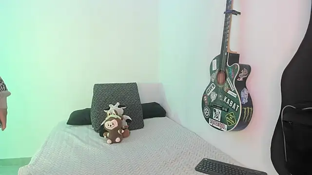 Aria x Orien  online show from 17, 2, 2026