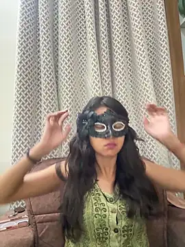Snapshot of raavigirl chatting on 20, 6, 2026 raavigirl online show from 20, 6, 2026
