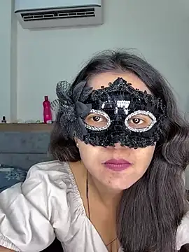 raavigirl online show from 25, 4, 2026