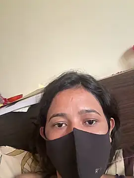 raavigirl online show from 23, 2, 2026