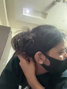 raavigirl online show from 11, 3, 2026