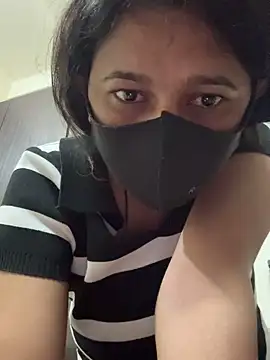 raavigirl online show from 5, 3, 2026