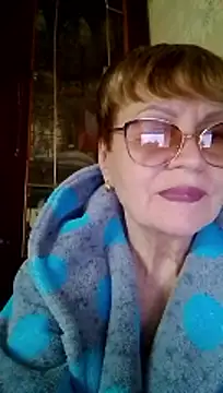 SophieBurns online show from 12, 4, 2026