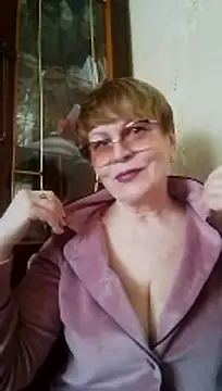 SophieBurns online show from 9, 5, 2026