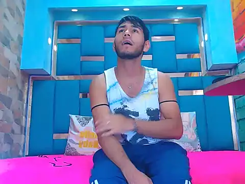 warmNoah online show from 7, 3, 2026