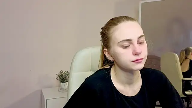 Erica Grace online show from 22, 4, 2026