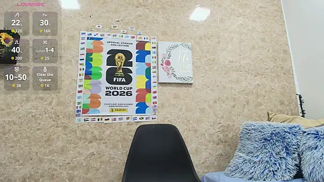 Snapshot of Sophie_Tyler chatting on 3, 6, 2026 Sophie Tyler online show from 3, 6, 2026