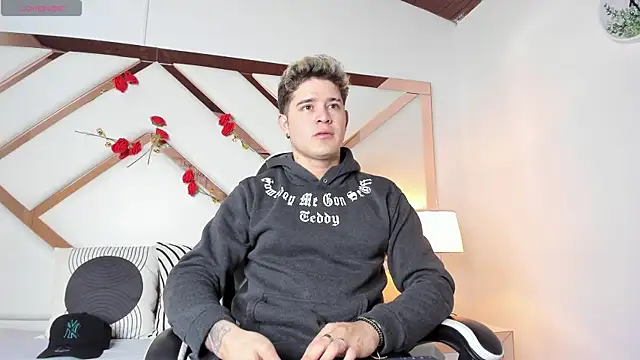 rayan linxx online show from 14, 2, 2026