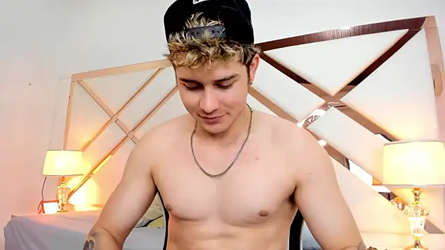 rayan linxx online show from 16, 4, 2026