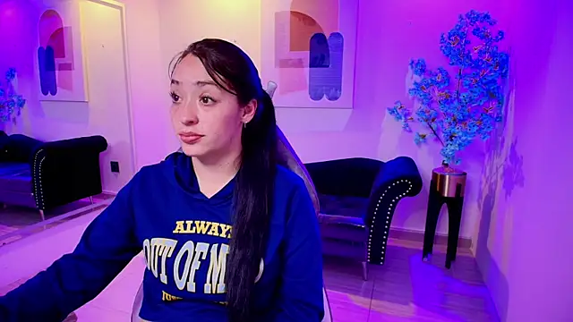 Alanna  scott online show from 1, 4, 2026