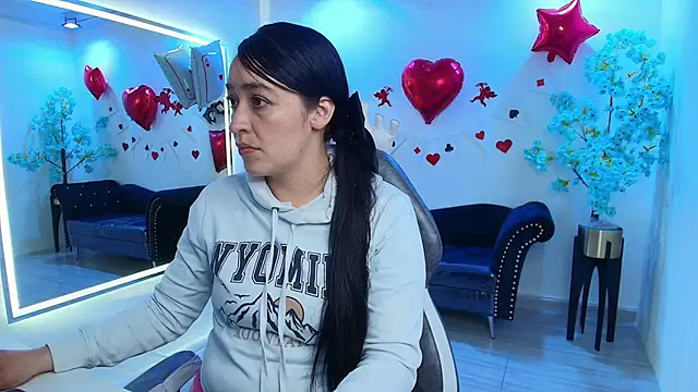 Alanna  scott online show from 13, 2, 2026